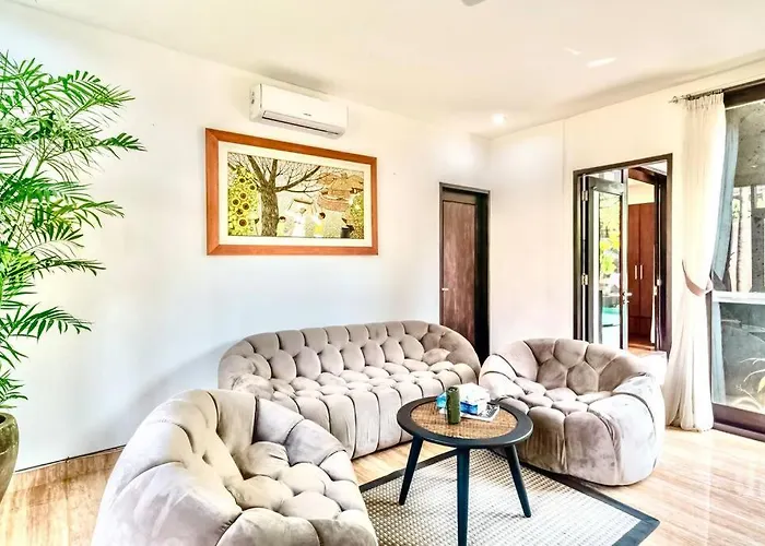 Lovely 5br-villa By Rock-str At The Heart Of Just 5min Walk To The Canggu