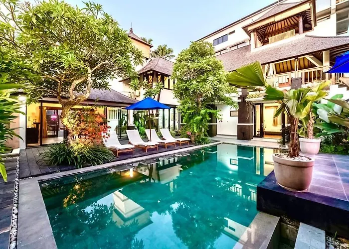 Villa Lovely 5br-villa By Rock-str At The Heart Of Just 5min Walk To The *