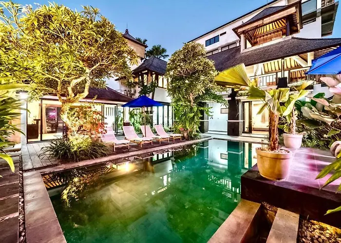 Lovely 5br-villa By Rock-str At The Heart Of Just 5min Walk To The *