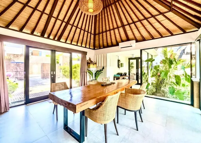 Lovely 5br-villa By Rock-str At The Heart Of Just 5min Walk To The Villa