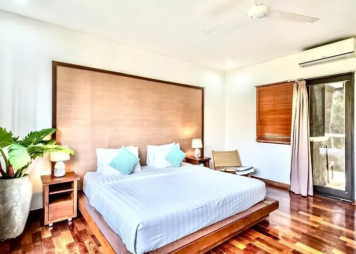 Villa Lovely 5br-villa By Rock-str At The Heart Of Just 5min Walk To The *