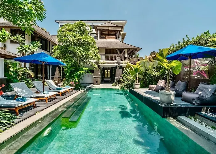 Lovely 5br-villa By Rock-str At The Heart Of Just 5min Walk To The Canggu